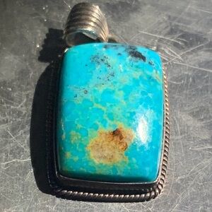 Natural Kingman? Turquoise Pendant